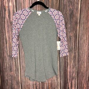 LuLaRoe Randy Raglan 3/4 Sleeve Shirt